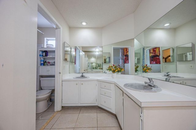 5722 Dewberry Way, West Palm Beach, FL 33415