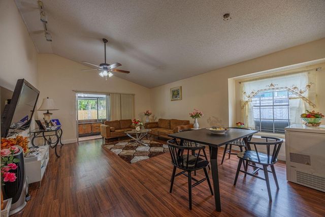 5722 Dewberry Way, West Palm Beach, FL 33415