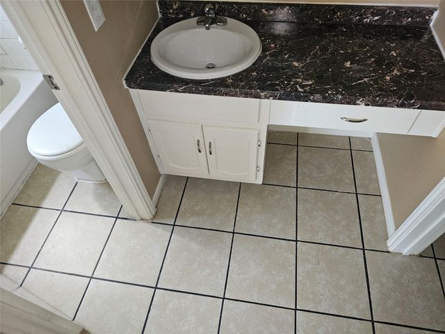 17323 Glenhew Road, Humble, TX 77396