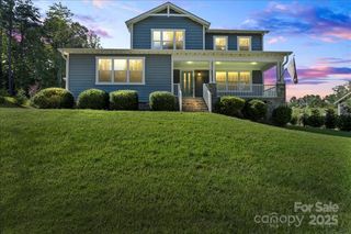 4243 Island Fox Lane, Denver, NC 28037