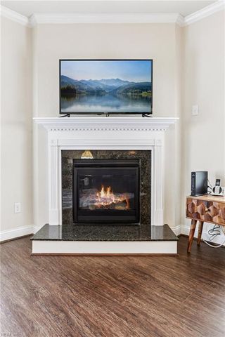7521 Villa Ct, Gloucester Point, VA 23062