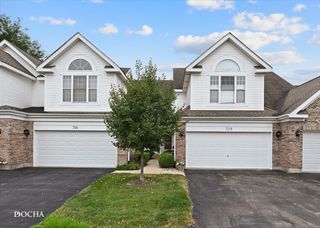 708 Citadel Drive, Westmont, IL 60559