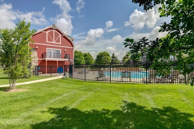 11614 Laketowne View, Albertville, MN 55301