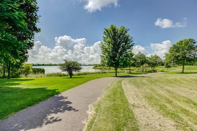 11614 Laketowne View, Albertville, MN 55301