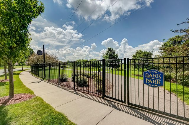 11614 Laketowne View, Albertville, MN 55301