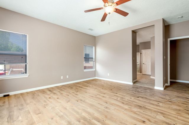 5237 Caprock Drive NE, Rio Rancho, NM 87144