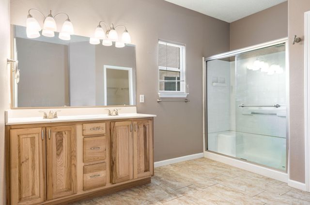 5237 Caprock Drive NE, Rio Rancho, NM 87144