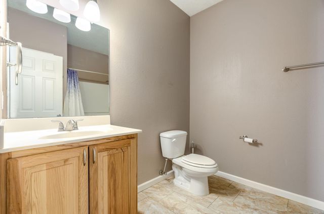 5237 Caprock Drive NE, Rio Rancho, NM 87144
