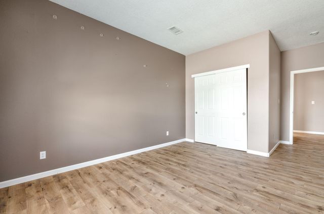 5237 Caprock Drive NE, Rio Rancho, NM 87144