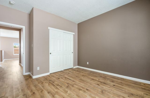 5237 Caprock Drive NE, Rio Rancho, NM 87144