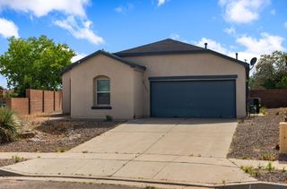 5237 Caprock Drive NE, Rio Rancho, NM 87144