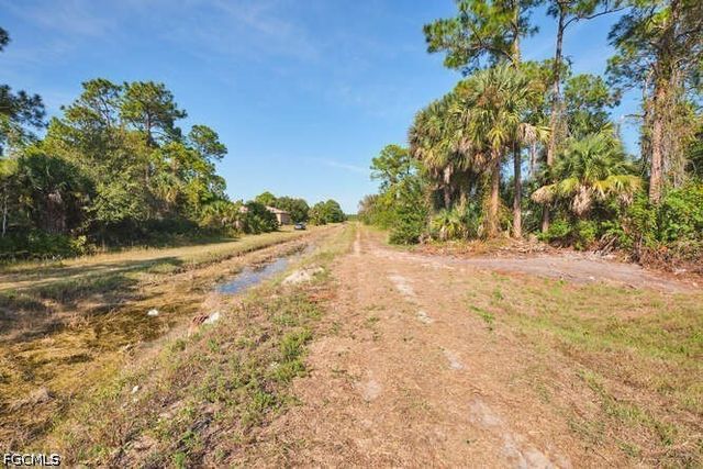 3421 55th ST W, Lehigh Acres, FL 33971
