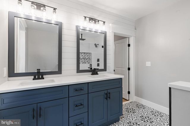 222 RUNNYMEDE AVE, Jenkintown, PA 19046