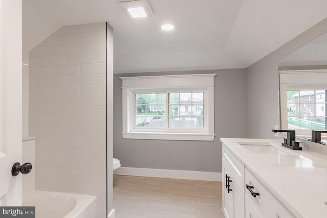 222 RUNNYMEDE AVE, Jenkintown, PA 19046