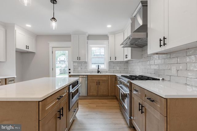 222 RUNNYMEDE AVE, Jenkintown, PA 19046
