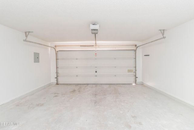 1325 JOHN RING Lane, El Paso, TX 79936