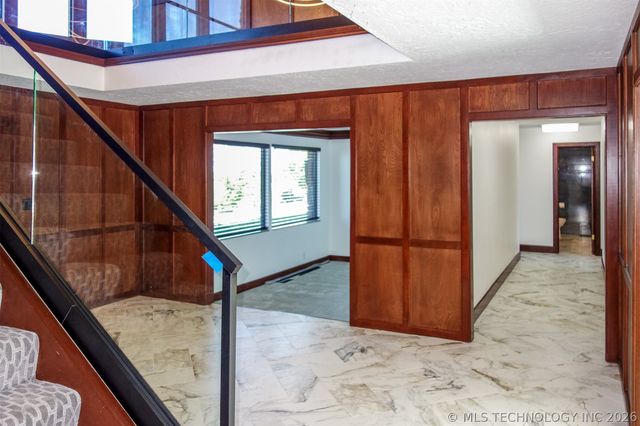 6642 E 60th Place, Tulsa, OK 74145