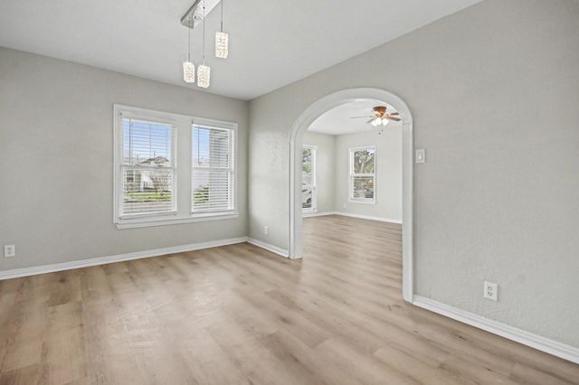 4805 Alamo Drive, Galveston, TX 77551