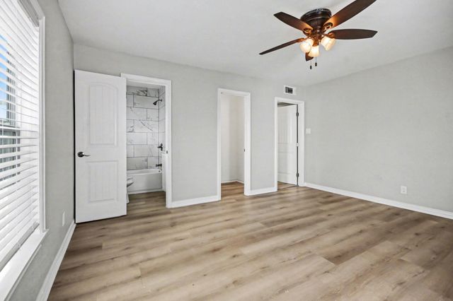 4805 Alamo Drive, Galveston, TX 77551