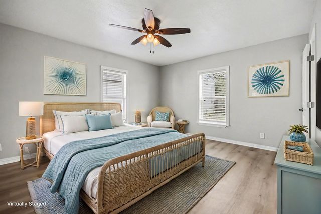 4805 Alamo Drive, Galveston, TX 77551