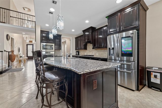 710 Butterfly Garden Trail, Richmond, TX 77406