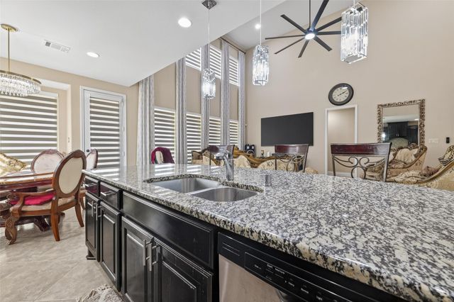 710 Butterfly Garden Trail, Richmond, TX 77406