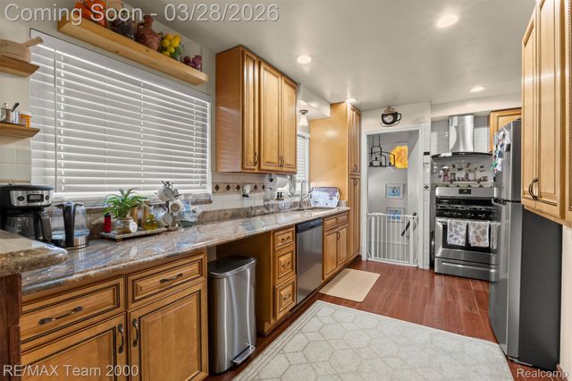 7175 Amboy Street, Dearborn Heights, MI 48127