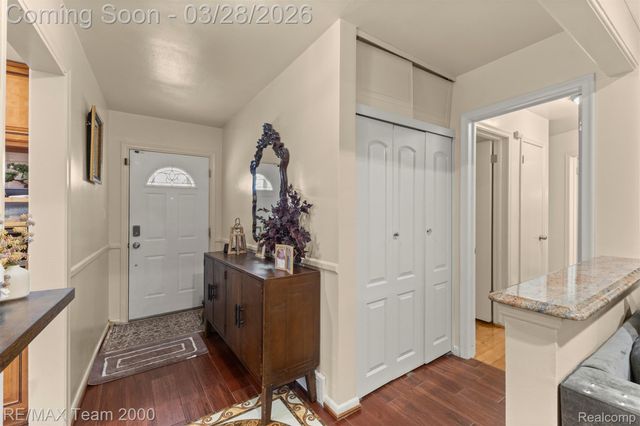 7175 Amboy Street, Dearborn Heights, MI 48127