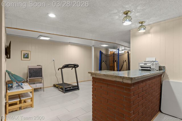 7175 Amboy Street, Dearborn Heights, MI 48127