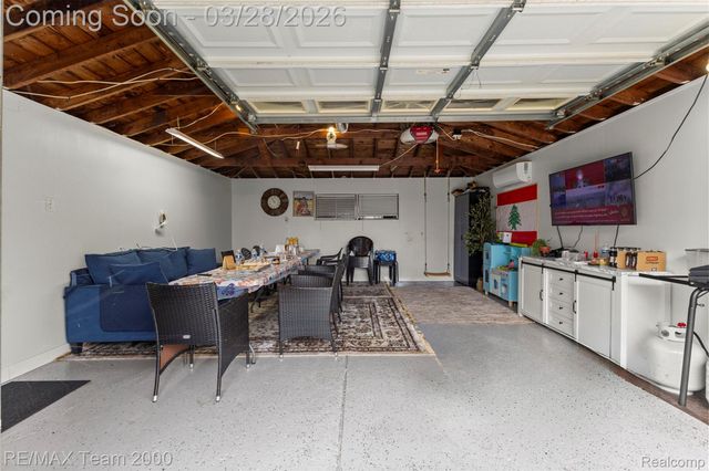 7175 Amboy Street, Dearborn Heights, MI 48127