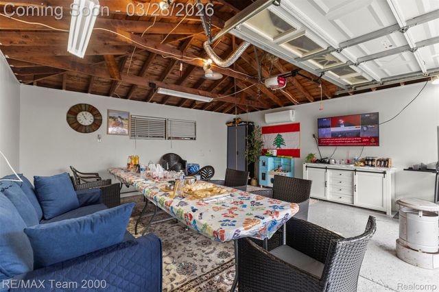 7175 Amboy Street, Dearborn Heights, MI 48127