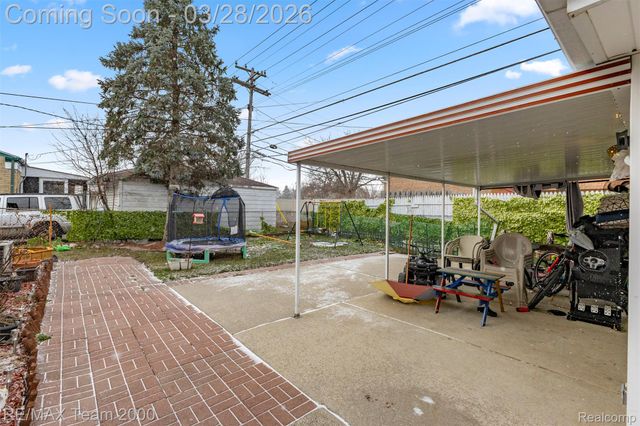 7175 Amboy Street, Dearborn Heights, MI 48127