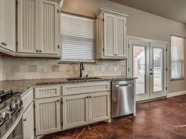 5750 Henney Place, Choctaw, OK 73020