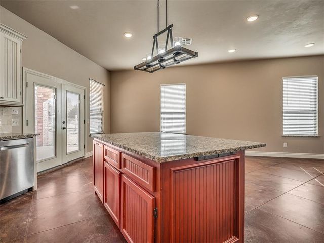 5750 Henney Place, Choctaw, OK 73020