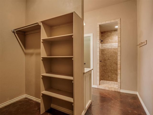 5750 Henney Place, Choctaw, OK 73020