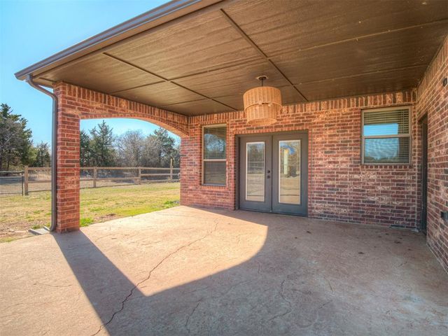 5750 Henney Place, Choctaw, OK 73020