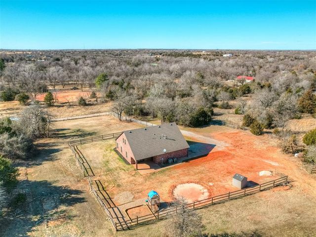 5750 Henney Place, Choctaw, OK 73020