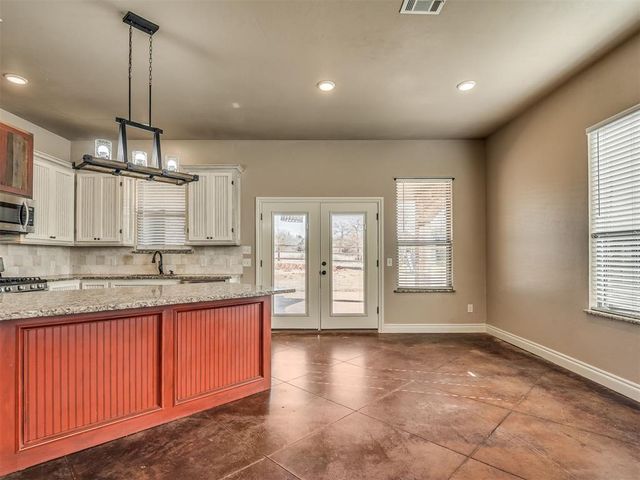 5750 Henney Place, Choctaw, OK 73020