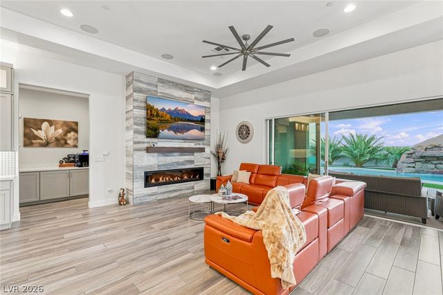 9935 Justin Earl Avenue, Las Vegas, NV 89149