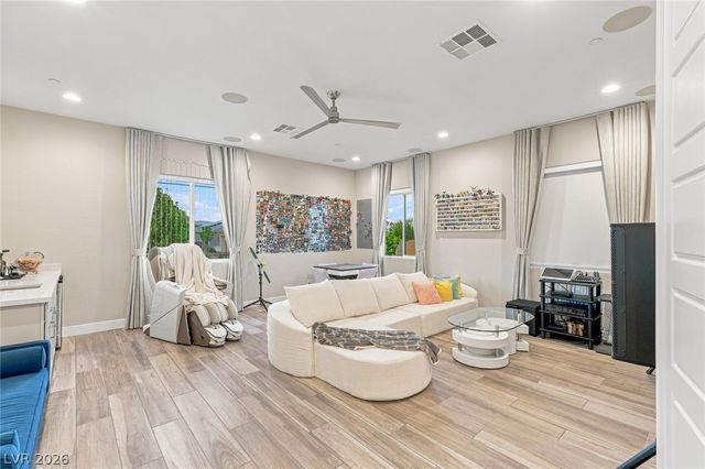 9935 Justin Earl Avenue, Las Vegas, NV 89149