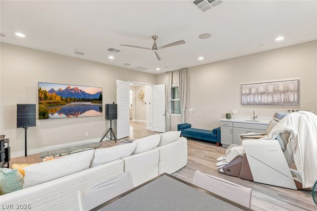 9935 Justin Earl Avenue, Las Vegas, NV 89149