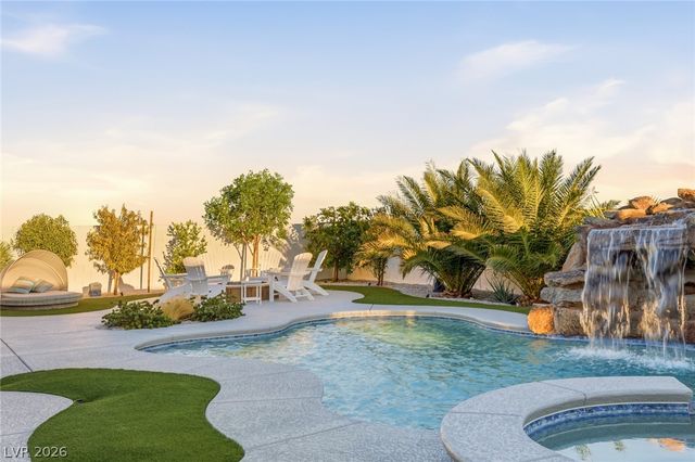 9935 Justin Earl Avenue, Las Vegas, NV 89149