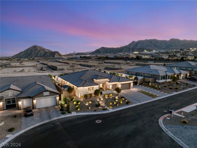 9935 Justin Earl Avenue, Las Vegas, NV 89149