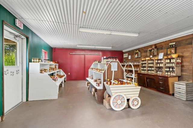 253 COUNTY HWY CE, Kaukauna, WI 54130