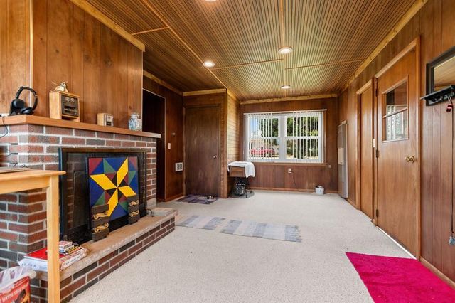 253 COUNTY HWY CE, Kaukauna, WI 54130