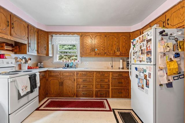 253 COUNTY HWY CE, Kaukauna, WI 54130