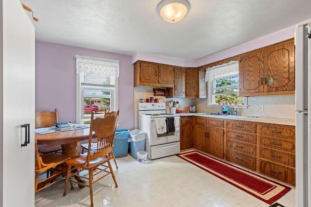 253 COUNTY HWY CE, Kaukauna, WI 54130