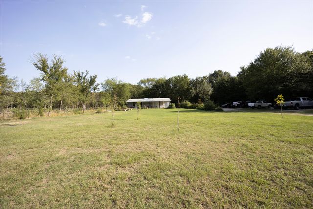 15960 Four Oaks Drive, Kemp, TX 75143