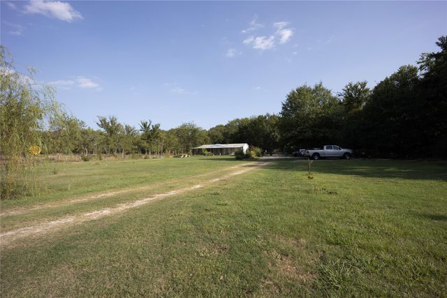 15960 Four Oaks Drive, Kemp, TX 75143