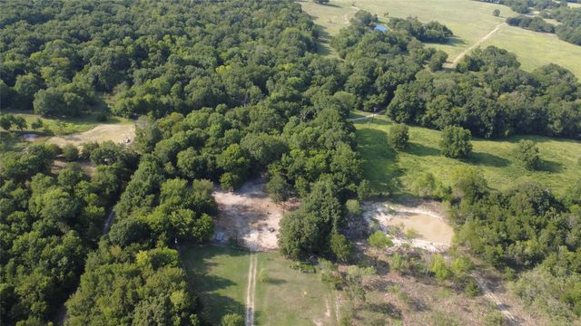 15960 Four Oaks Drive, Kemp, TX 75143